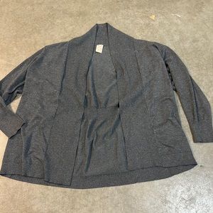 LN Women’s gray Faded Glory cardigan size 2X (18W-20W)